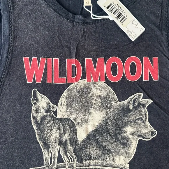 Wild Moon 🐺 - Picture 2 of 7